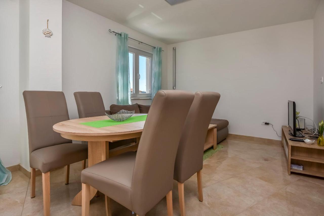 Apartments Jelena 로고즈니차 외부 사진